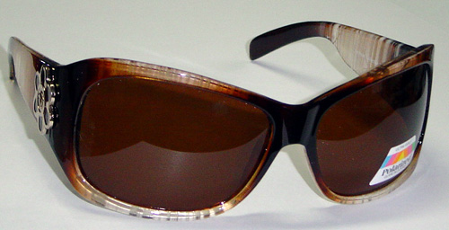 D1023 c02polarized